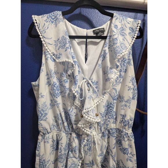Sz S (16/1X) City Chic Playsuit! - Picture 2 of 13